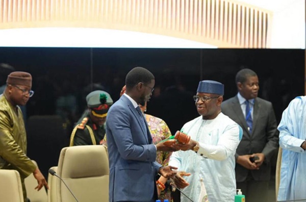 CEDEAO : Bassirou Diomaye Faye prend les commandes, le Sénégal renforce son influence régionale