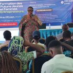 Vacances utiles aux jeunes: Mme Kayi Dogbé outille les jeunes entrepreneurs togolais sur l’e-réputation et l’étiquette